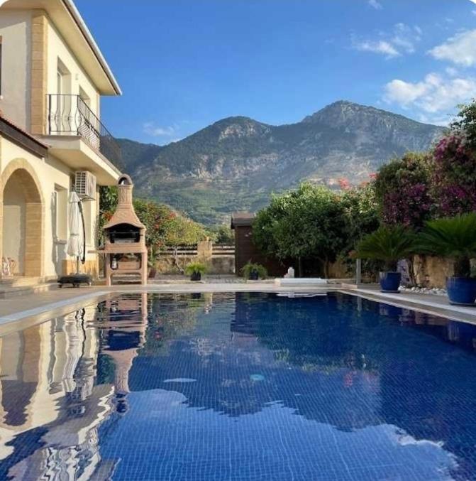 Casa Santos Kyrenia Βίλα Κερύνεια Εξωτερικό φωτογραφία