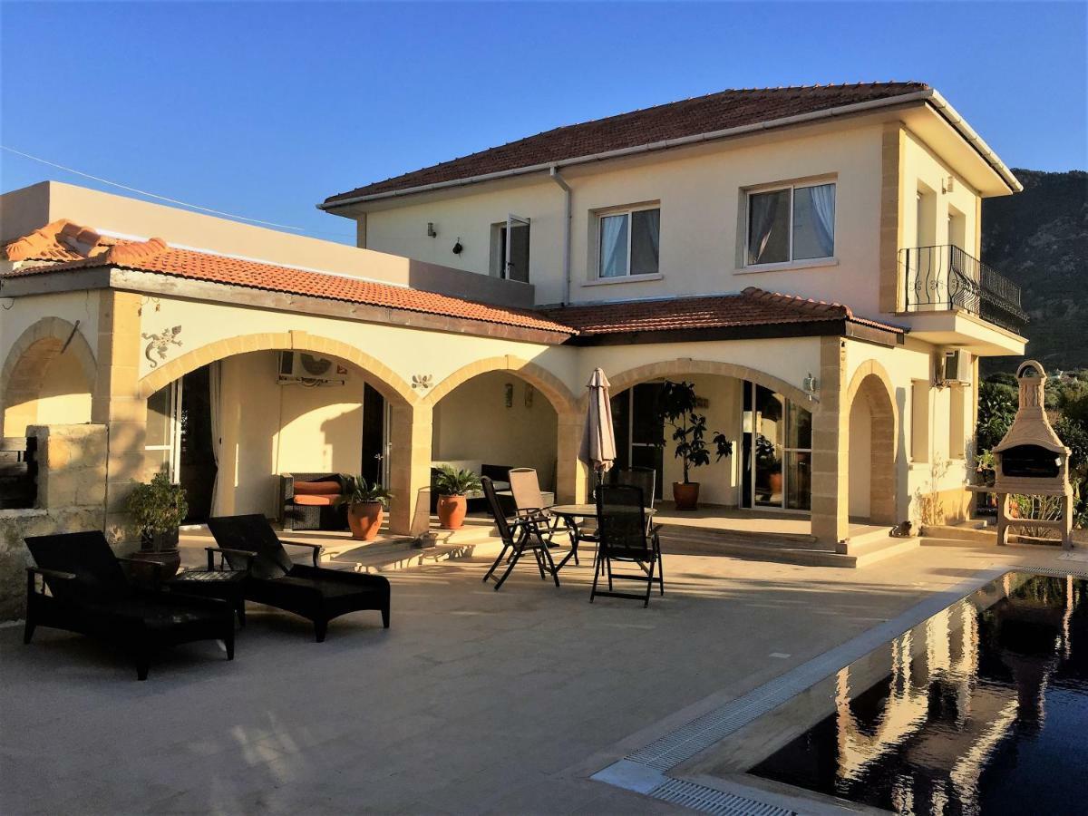 Casa Santos Kyrenia Βίλα Κερύνεια Εξωτερικό φωτογραφία